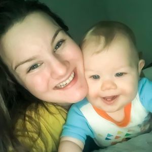 Meet your Posher, Laura